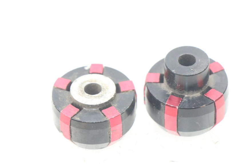 photo de HANDLEBAR ENDS PEUGEOT KISBEE 4T 50 (2010 - 2017) - Zoom on usage condition