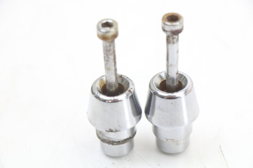 photo de HANDLEBAR ENDS PEUGEOT KISBEE 4T 50 (2018 - 2022) - Alternative perspective