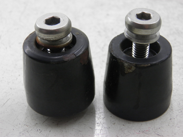 photo de HANDLEBAR ENDS KYMCO AGILITY CITY 16P 125 (2015 - 2021) - Main view