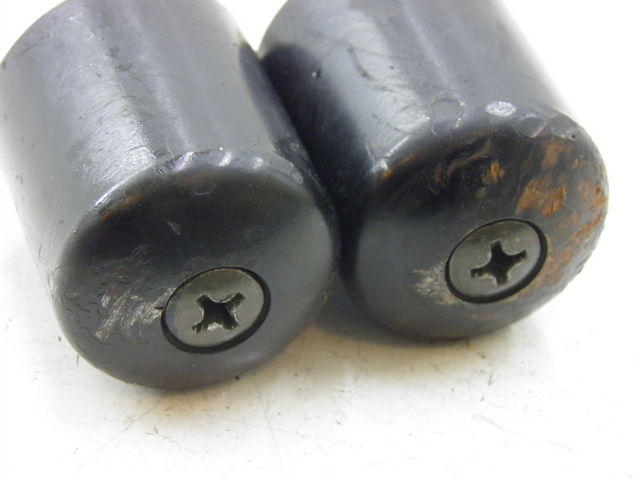 photo de HANDLEBAR ENDS KYMCO QUANNON NAKED 125 (2010) - Zoom on usage condition