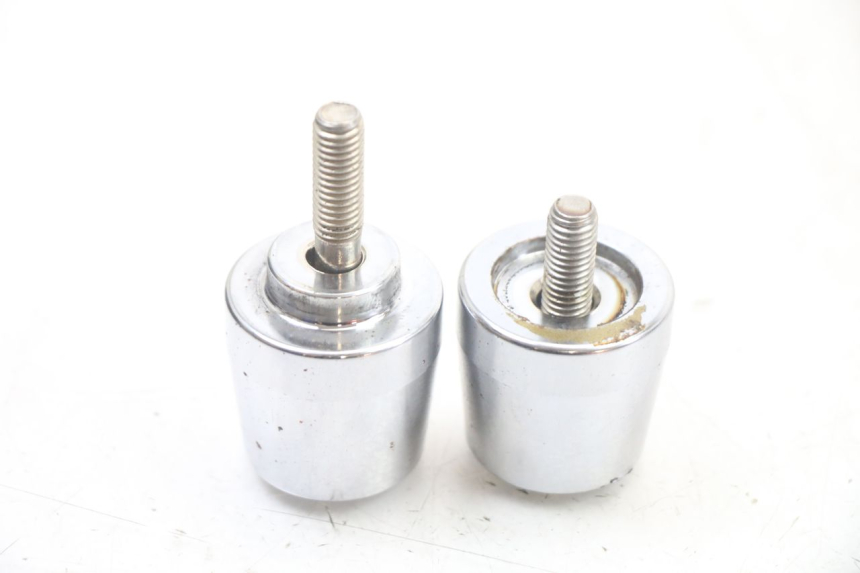 photo de HANDLEBAR ENDS KYMCO XCITING 500 (2007 - 2010) - Technical close-up