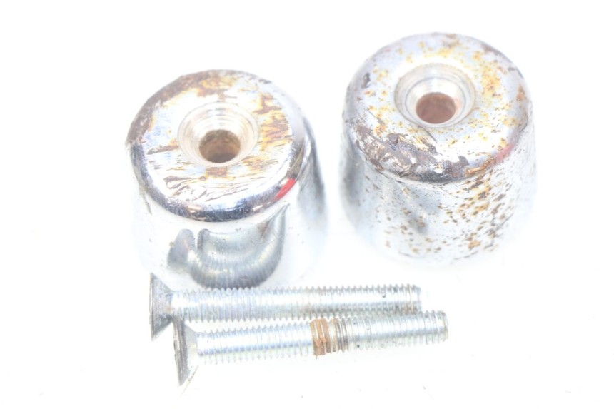 photo de HANDLEBAR END PIAGGIO MP3 LT 400 (2007 - 2012) - Zoom on usage condition