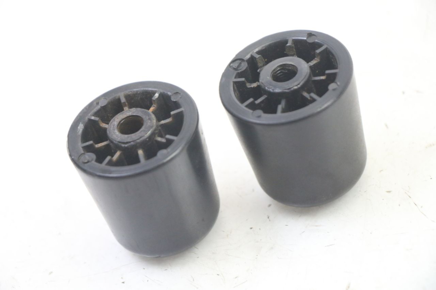 photo de HANDLEBAR END PIAGGIO MP3 500 (2011 - 2015) - Alternative perspective