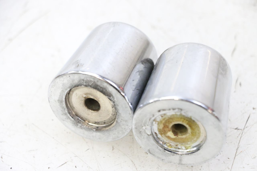 photo de HANDLEBAR ENDS PIAGGIO MP3 500 (2014 - 2017) - Zoom on usage condition