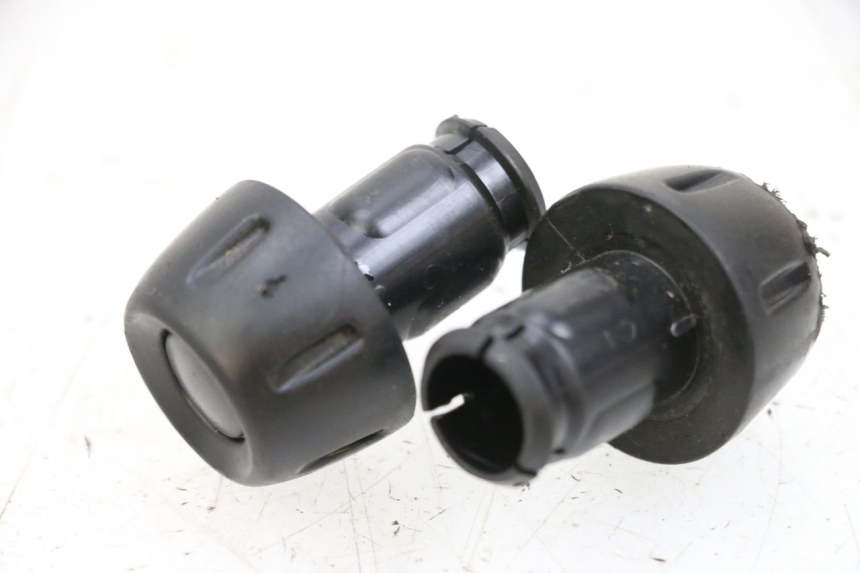 photo de HANDLEBAR ENDS YAMAHA NEO'S CORE 1 (2022 - 2026) - Alternative perspective