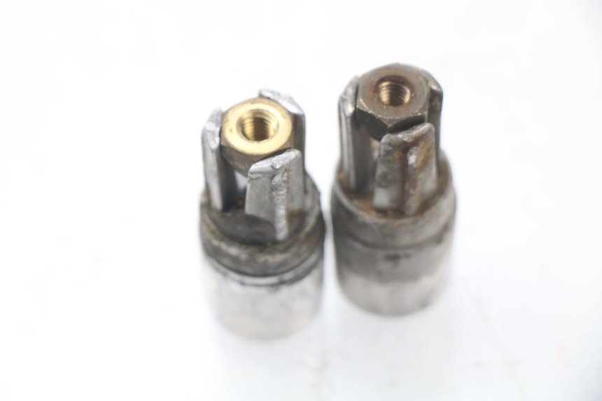 photo de HANDLEBAR ENDS YAMAHA NEOS NEO'S 4T 50 (2008 - 2016) - Zoom on usage condition