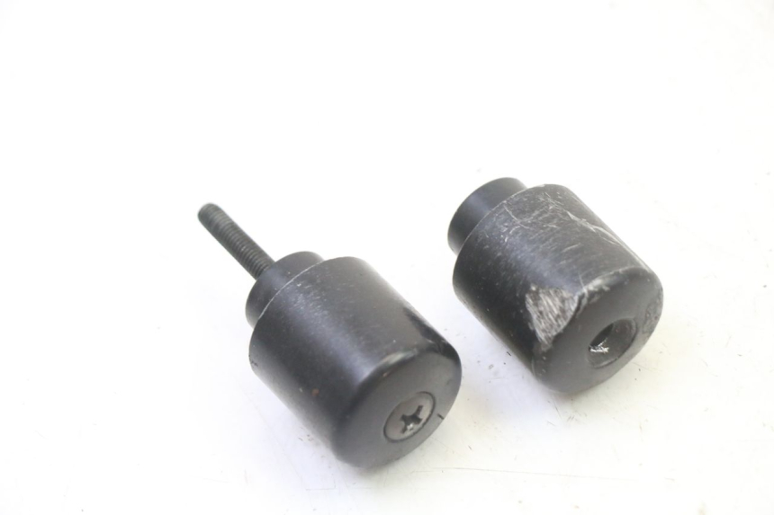 photo de HANDLEBAR ENDS HONDA NTV DEAUVILLE 650 (2001 - 2006) - Alternative perspective