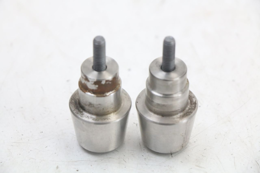 photo de HANDLEBAR END PEUGEOT SATELIS 125 (2010 - 2012) - Technical close-up