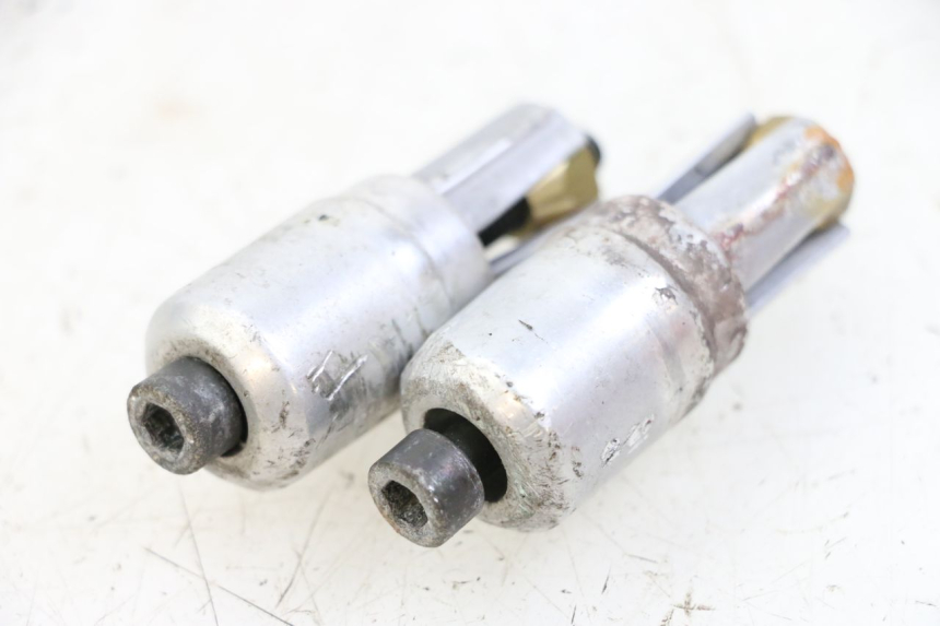 photo de HANDLEBAR ENDS PEUGEOT TKR TREKKER FURIOUS 50 (2005 - 2014) - Main view