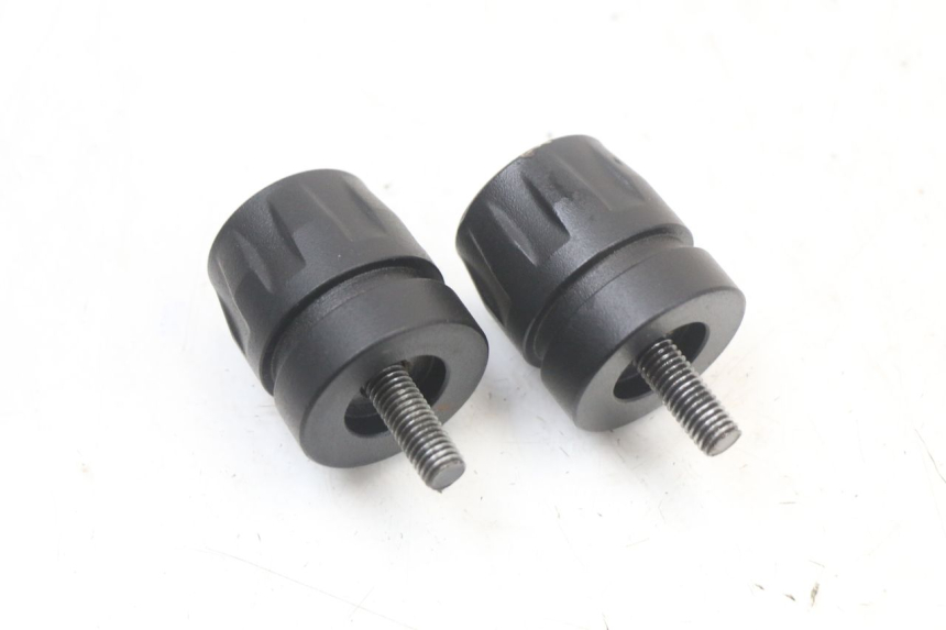 photo de HANDLEBAR ENDS ROYAL ENFIELD SCRAM 411 (2022 - 2024) - Zoom on usage condition
