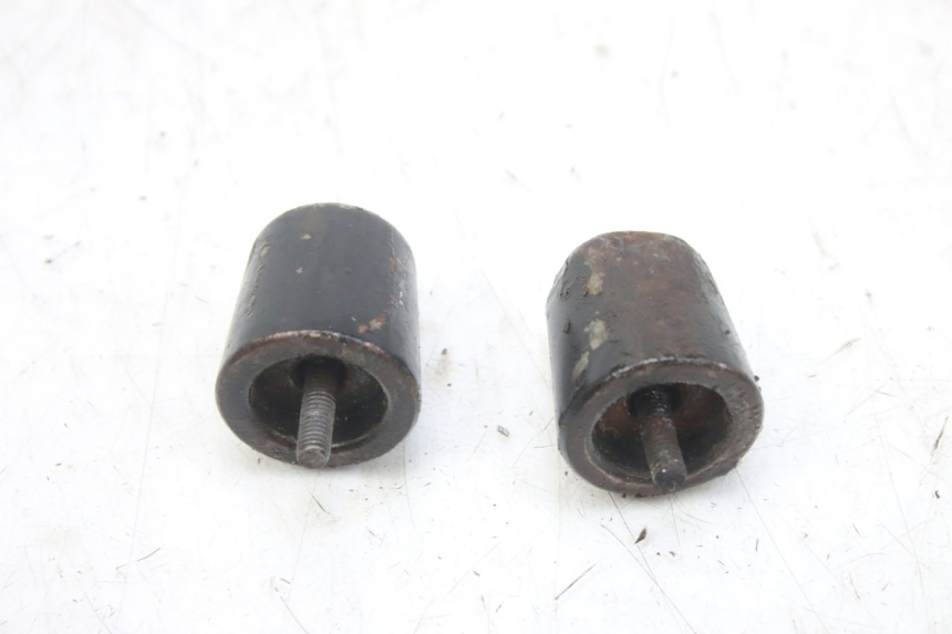 photo de HANDLEBAR END TRIUMPH SPRINT ST 955 (1999 - 2001) - Zoom on usage condition