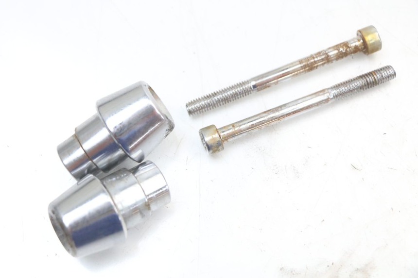 photo de HANDLEBAR ENDS PEUGEOT STREETZONE I 2T 50 (2018 - 2020) - Technical close-up