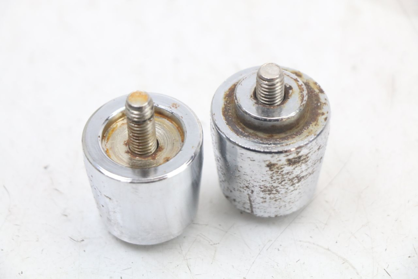 photo de HANDLEBAR ENDS KYMCO SUPER 8 125 (2008 - 2015) - Alternative perspective