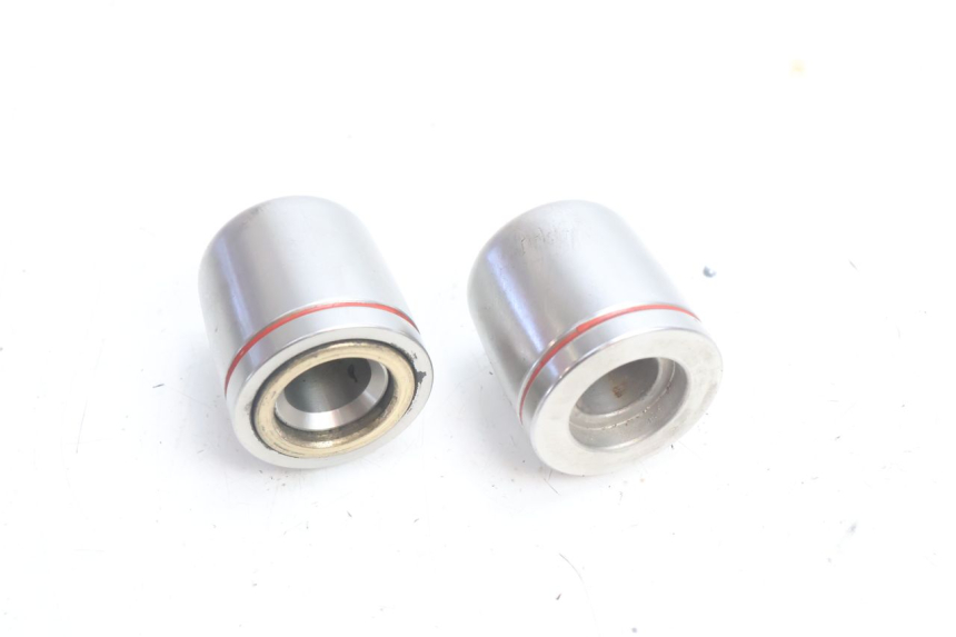 photo de HANDLEBAR ENDS YAMAHA TDM ABS 900 (2002 - 2014) - Zoom on usage condition