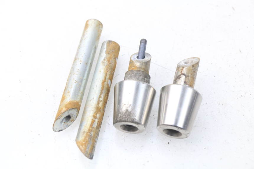 photo de HANDLEBAR ENDS PEUGEOT TWEET 125 (2010 - 2017) - Component detail