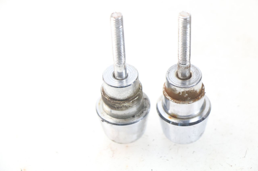 photo de HANDLEBAR ENDS PEUGEOT VIVACITY NEW 4T 50 (2008 - 2017) - Component detail