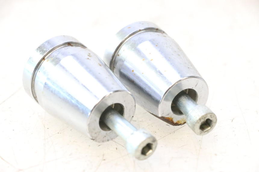 photo de HANDLEBAR ENDS DAELIM VJ ROADWIN 125 (2004 - 2007) - Zoom on usage condition
