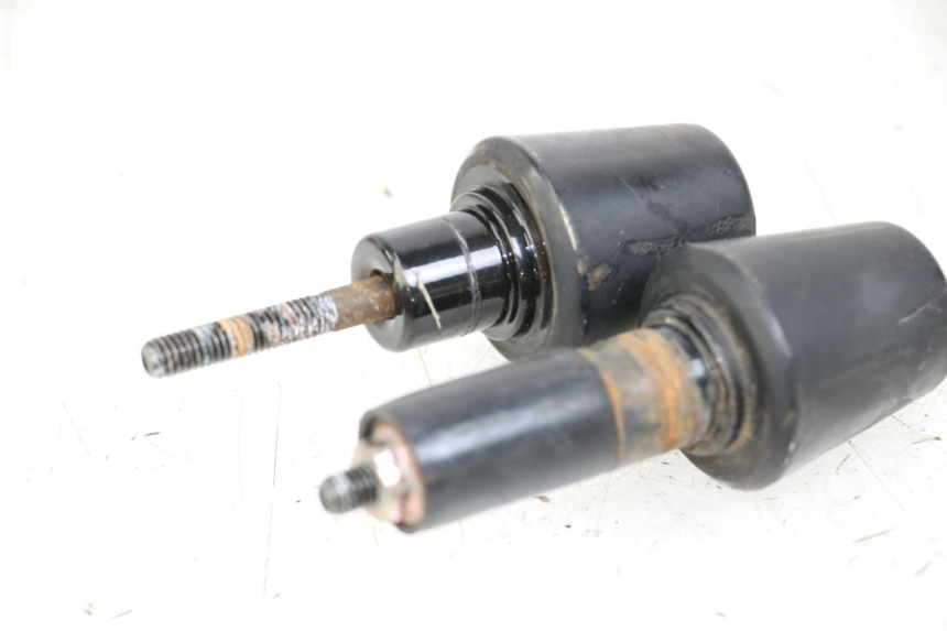 photo de HANDLEBAR END SYM X-PRO 4T 50 (2014 - 2021) - Zoom on usage condition