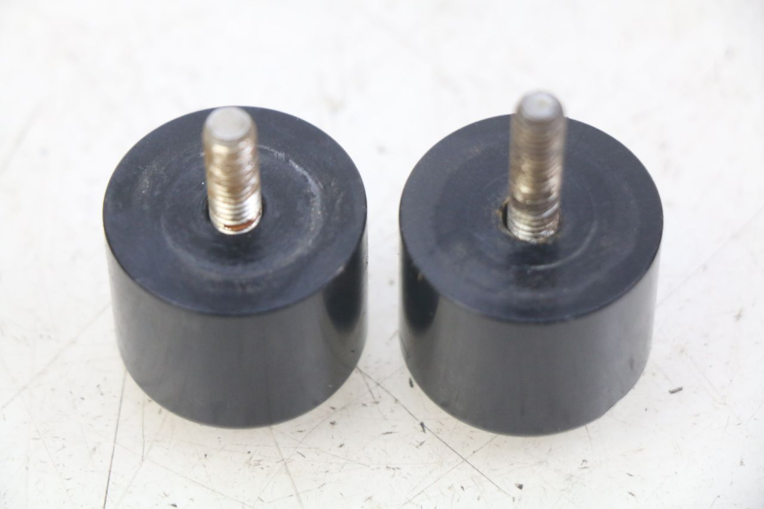 photo de HANDLEBAR END PIAGGIO XEVO - X EVO 125 (2007 - 2017) - Component detail