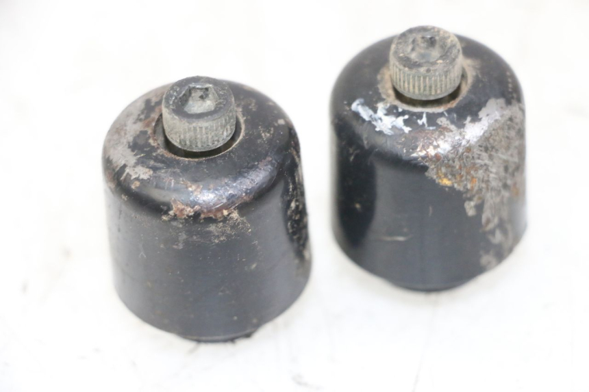 photo de HANDLEBAR ENDS YAMAHA FZS FAZER 600 (2001 - 2003) - Alternative perspective