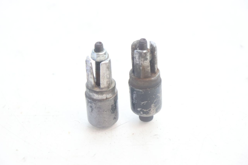 photo de HANDLEBAR ENDS YAMAHA YP MAJESTY 125 (2007 - 2010) - Technical close-up