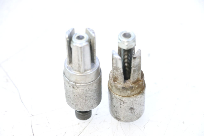 photo de HANDLEBAR END YAMAHA YP MAJESTY 125 (2002 - 2006) - Alternative perspective