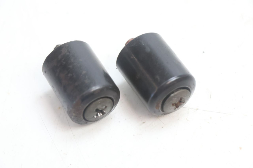 photo de HANDLEBAR ENDS KAWASAKI ZX-6R ZX6R 600 (1995 - 1997) - Zoom on usage condition