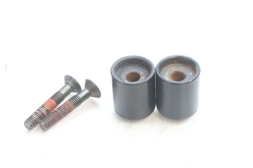 photo de HANDLEBAR END KAWASAKI ZZR 600 (1995 - 2004) - Technical close-up
