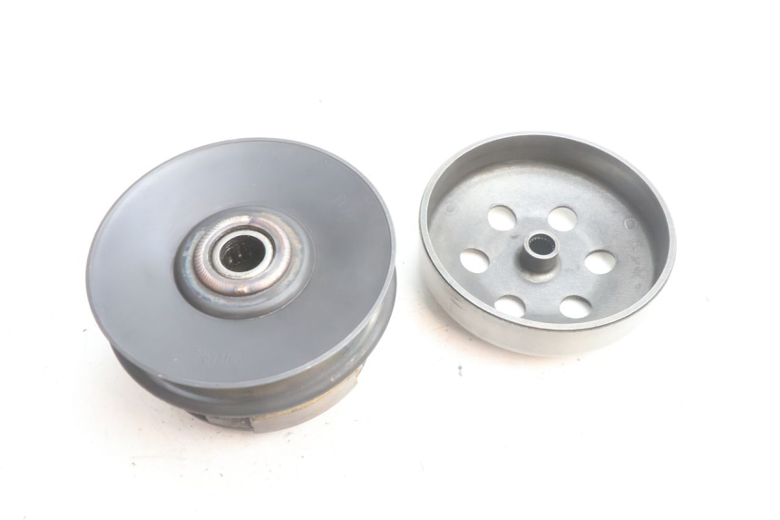 photo de CLUTCH KYMCO AGILITY 16+ 4T 50 (2018 - 2023) - Technical close-up
