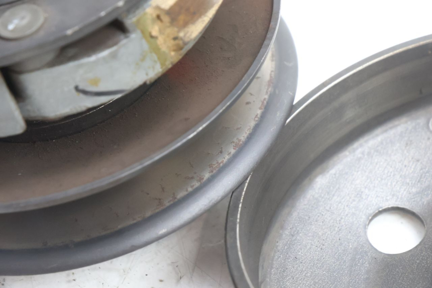 photo de CLUTCH KYMCO AGILITY 16+ 4T 50 (2018 - 2023) - Surface and material condition