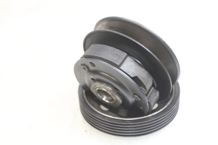 photo de CLUTCH KYMCO AGILITY NAKED RENOUVO 2T 50 (2011 - 2018) - Zoom on usage condition