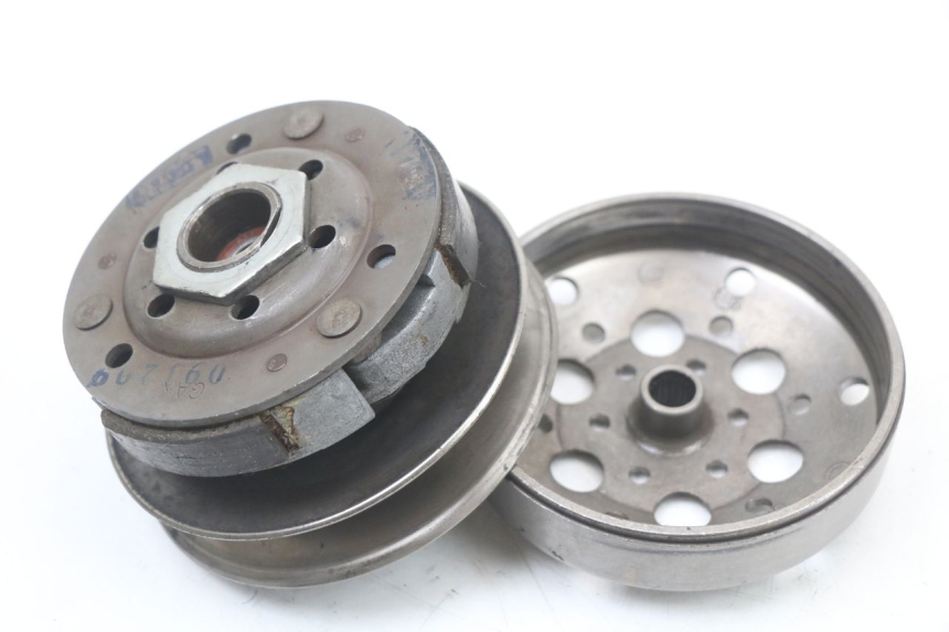 photo de Clutch KYMCO AGILITY RS 4T 50 (2009 - 2013) - Component detail