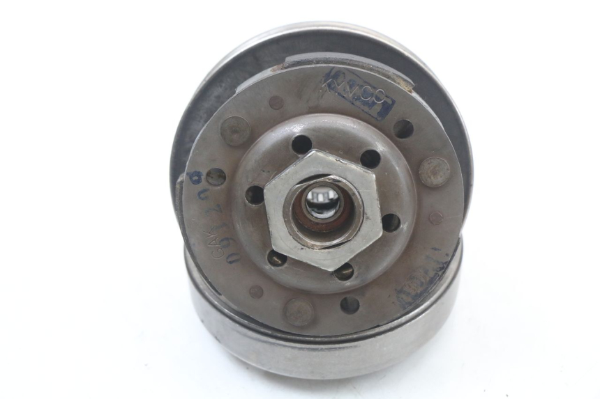 photo de Clutch KYMCO AGILITY RS 4T 50 (2009 - 2013) - Alternative perspective