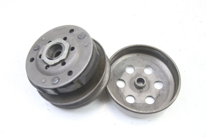 photo de CLUTCH MBK BOOSTER SPIRIT NAKED 50 (2004 - 2017) - Main view