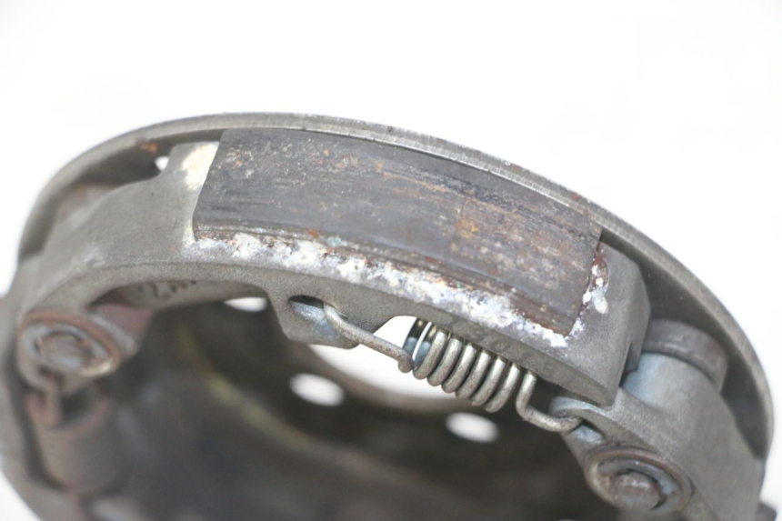 photo de CLUTCH MBK BOOSTER SPIRIT NAKED 50 (2004 - 2017) - Technical close-up