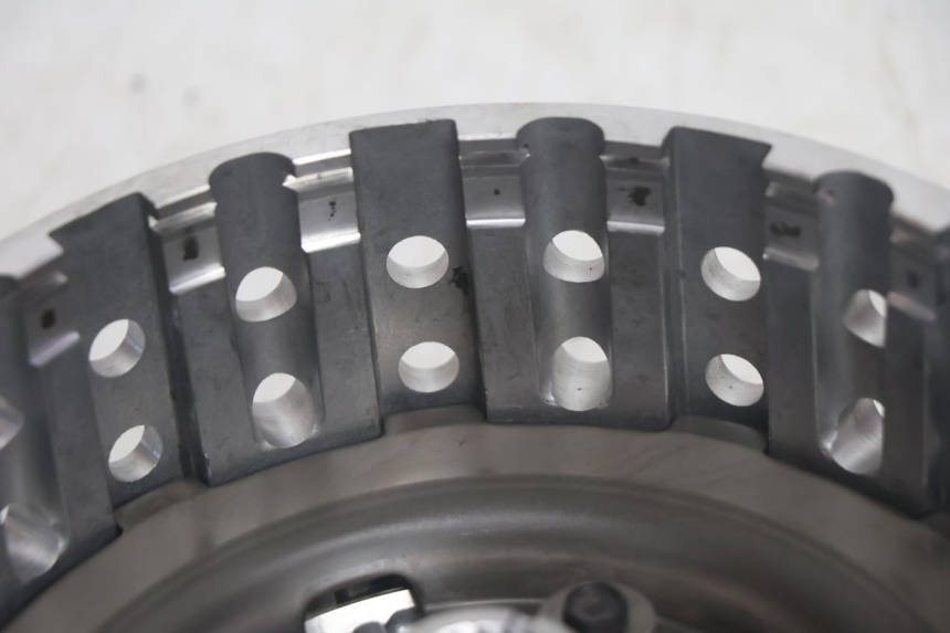 photo de CLUTCH SUZUKI BURGMAN EXECUTIVE ABS 650 (2006 - 2012) - Alternative perspective