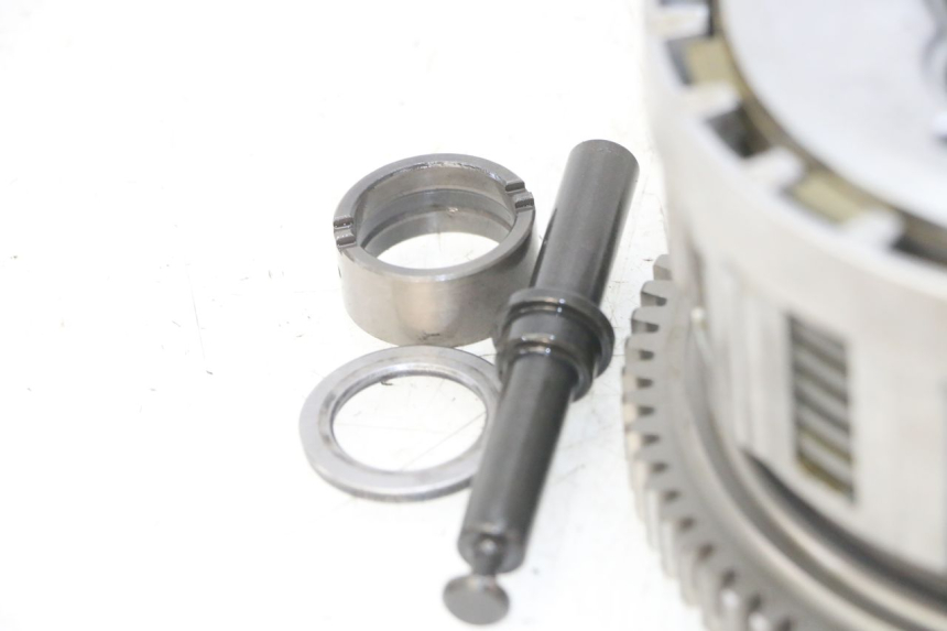 photo de CLUTCH HONDA CB R 1000 (2018 - 2023) - Technical close-up