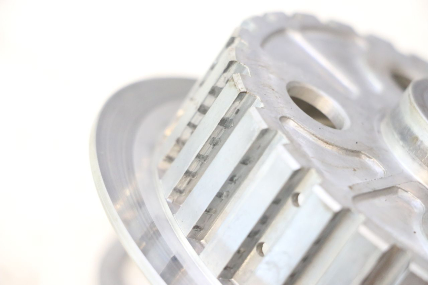 photo de CLUTCH SUZUKI DR S 600 (1985 - 1989) - Detailed visual inspection