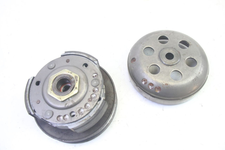 photo de CLUTCH PEUGEOT ELYSEO 125 (1999 - 2004) - Technical close-up