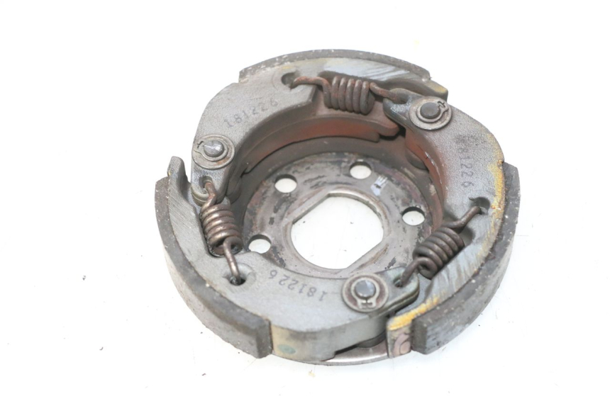 photo de CLUTCH PEUGEOT ELYSTAR 50 (2002 - 2014) - Alternative perspective