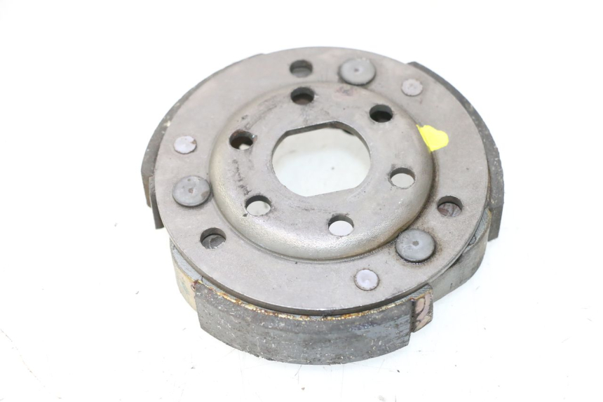 photo de CLUTCH PEUGEOT ELYSTAR 50 (2002 - 2014) - Technical close-up