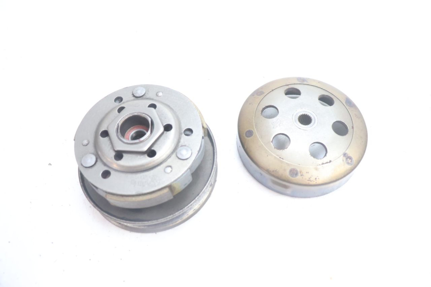 photo de CLUTCH JM MOTORS EVOLIS 4T 50 (2018 - 2022) - Surface and material condition