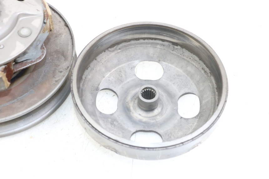 photo de CLUTCH HONDA FES PANTHEON 2T 125 (1998 - 2002) - Technical close-up