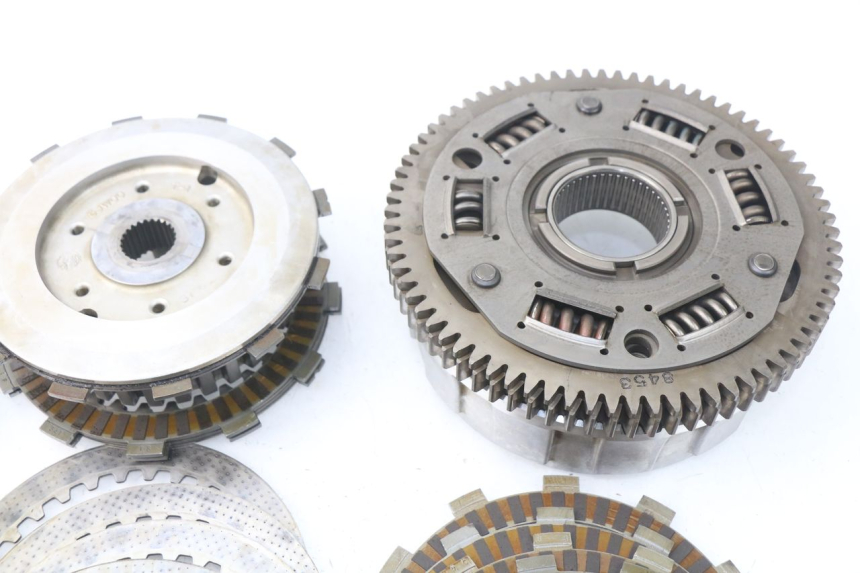 photo de CLUTCH YAMAHA FJR ABS 1300 (2006 - 2012) - Technical close-up