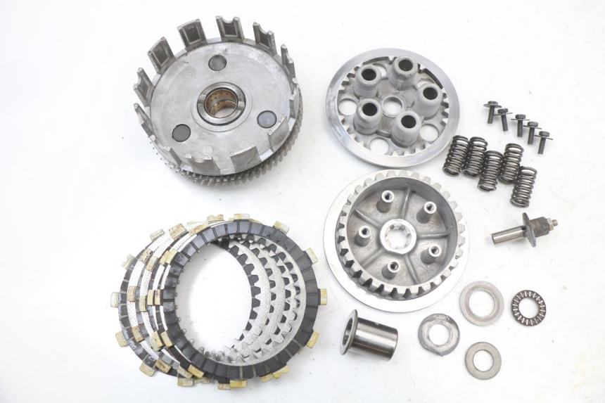photo de Clutch HYOSUNG GF 125 (2001 - 2005) - Main view