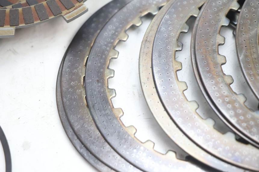 photo de CLUTCH SUZUKI GSF N BANDIT 1200 (2001 - 2005) - Additional view of the item