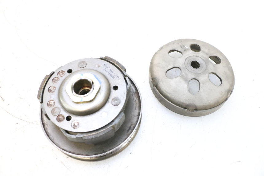 photo de CLUTCH SYM GTS EVO 125 (2009 - 2013) - Alternative perspective