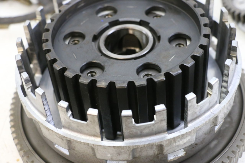 photo de CLUTCH KAWASAKI GTR 1000 (1994 - 2004) - Technical close-up