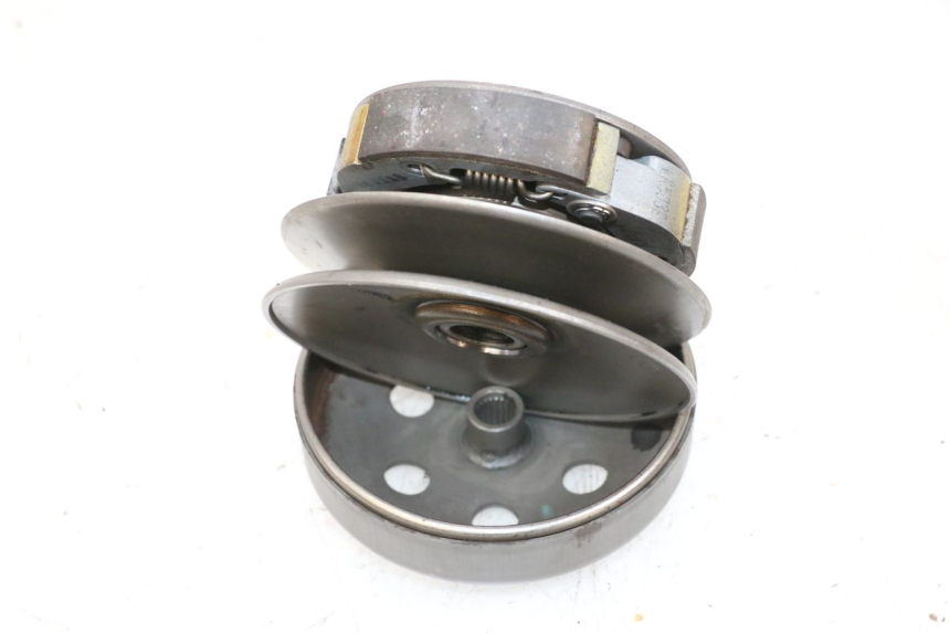 photo de CLUTCH PEUGEOT KISBEE 2T 50 (2010 - 2017) - Fixing points details