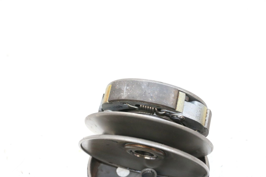 photo de CLUTCH PEUGEOT KISBEE 2T 50 (2010 - 2017) - Surface and material condition